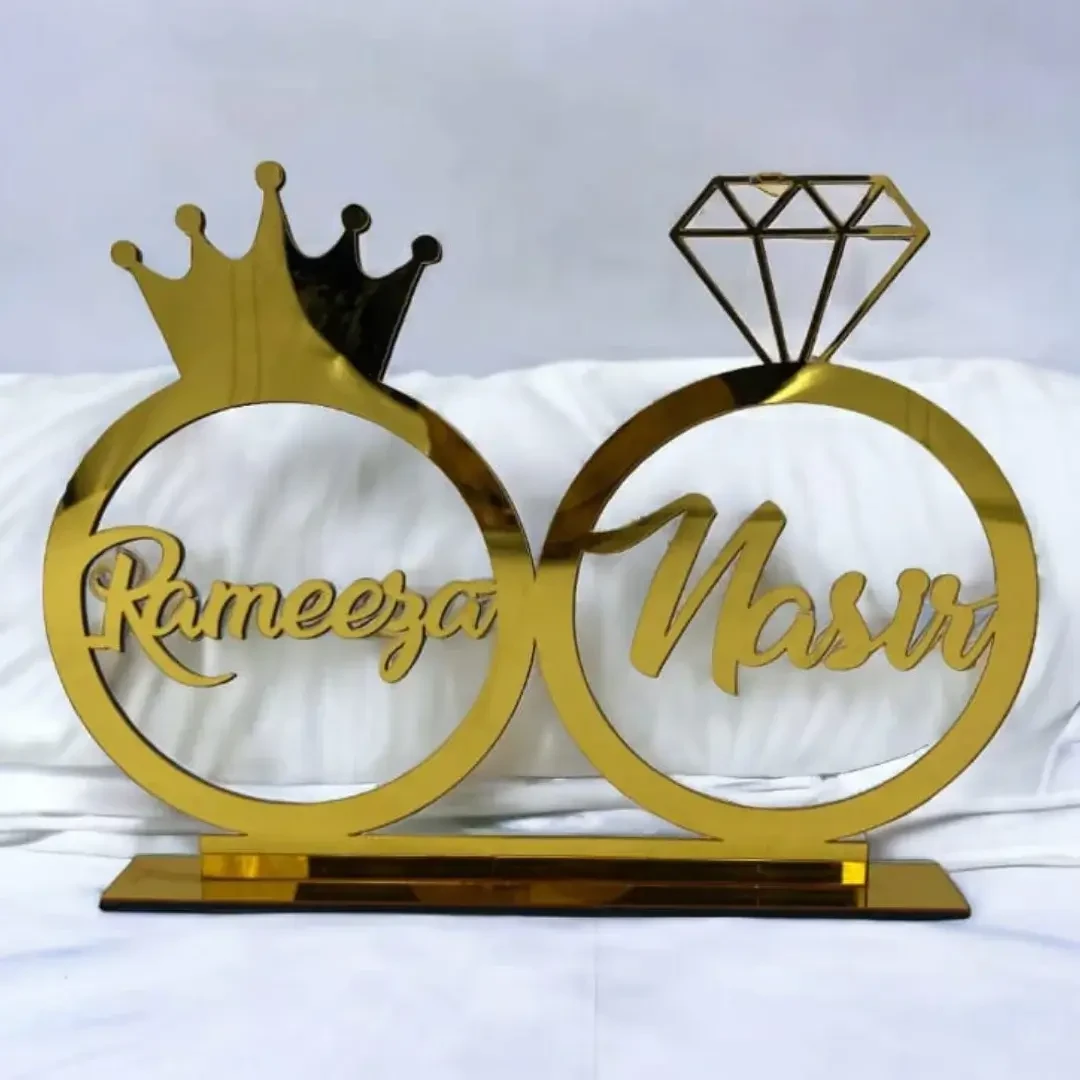 Customized Couple Stand